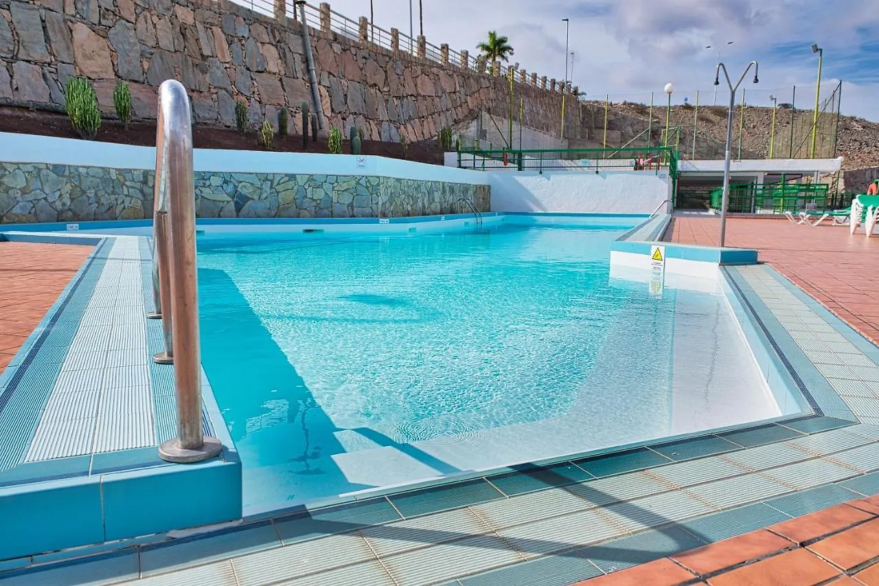 Malibu 2 Apartamento Con Aire Acondicionado, Campo De Tennis Y Piscina Con Solarium Puerto Rico